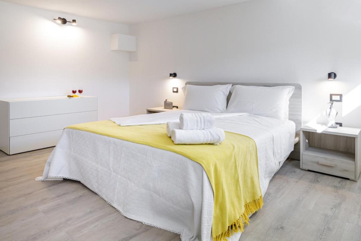 Bandiera 68 Apartment Cagliari Zewnętrze zdjęcie