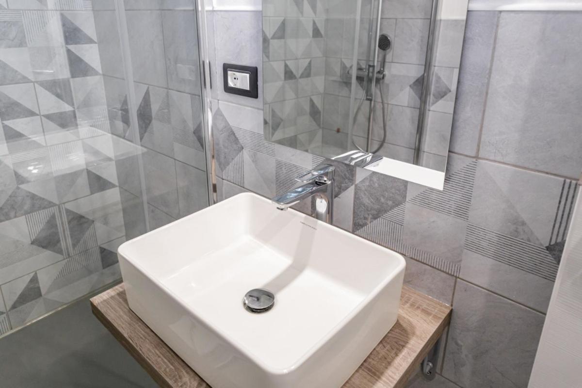 Bandiera 68 Apartment Cagliari Zewnętrze zdjęcie