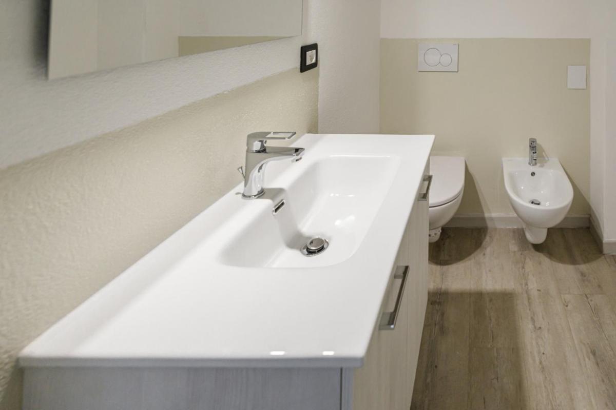 Bandiera 68 Apartment Cagliari Zewnętrze zdjęcie
